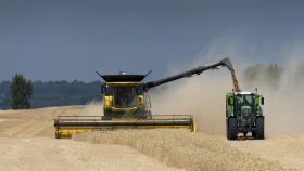 Франция завершает уборку пшеницы и ячменя